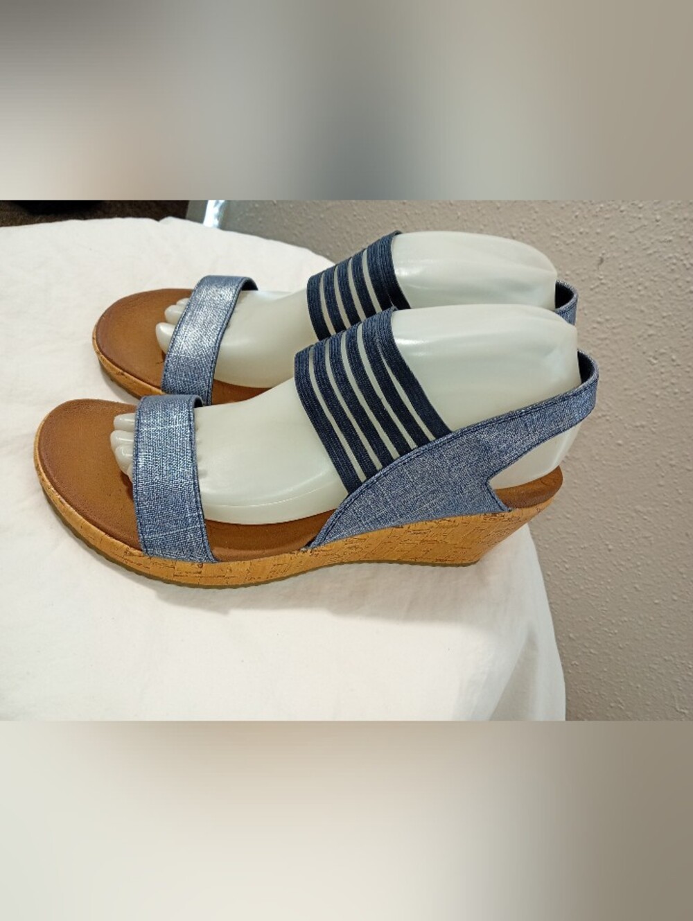 Women’s Skechers Open Toe Blue Sling Back Wedge Sandles sz 9 - Picture 2 of 8